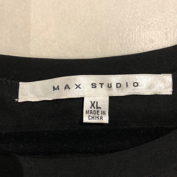 Black and white dress - Picture 4 of 4